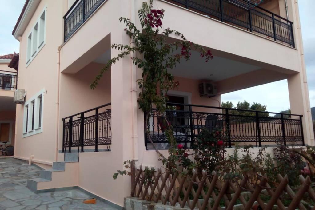 Meandros Apartment Garden View Skopelos Town Exterior photo